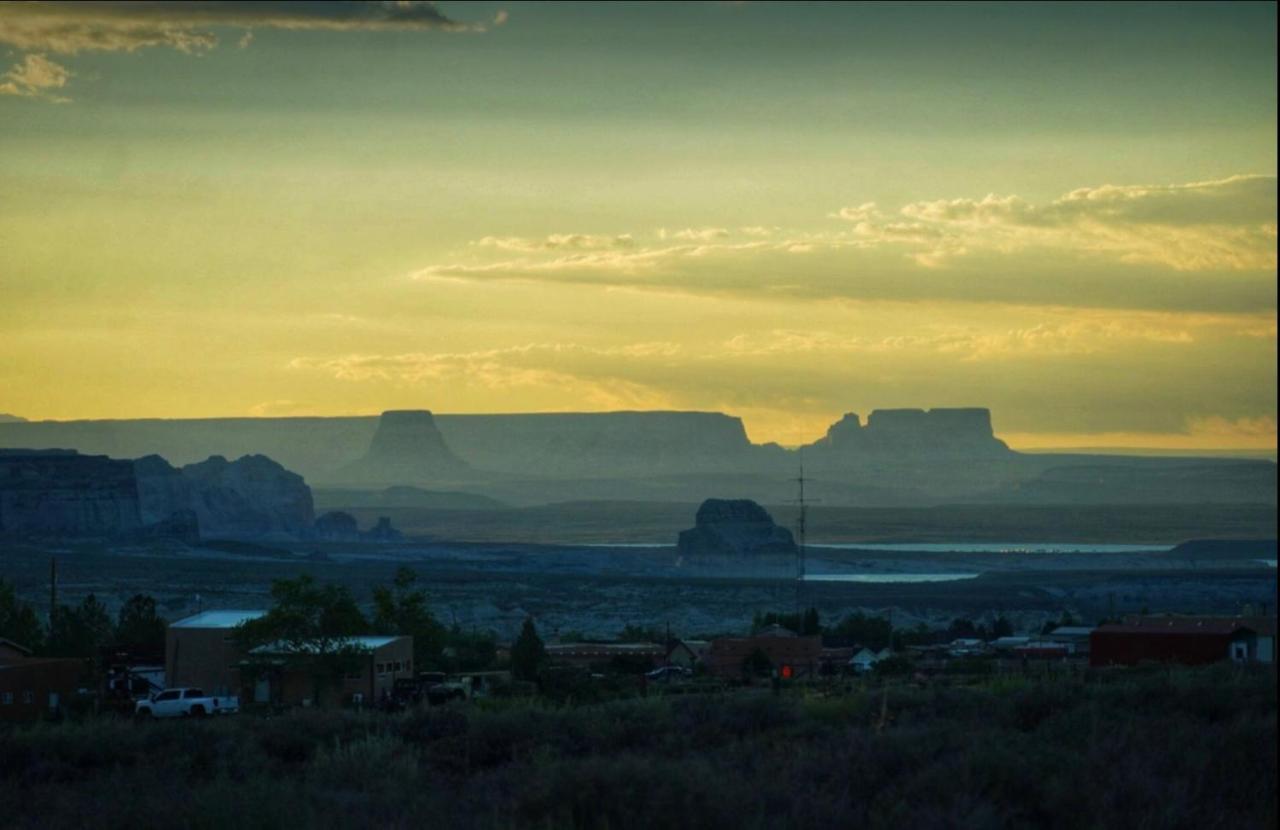 Page Arizona Border Town- Grand Serenity Room With Mesa Views بيغ ووتر المظهر الخارجي الصورة